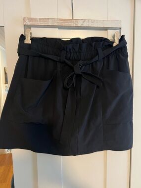 Athleta Women's Paperbag Waist Tie-Front Skort